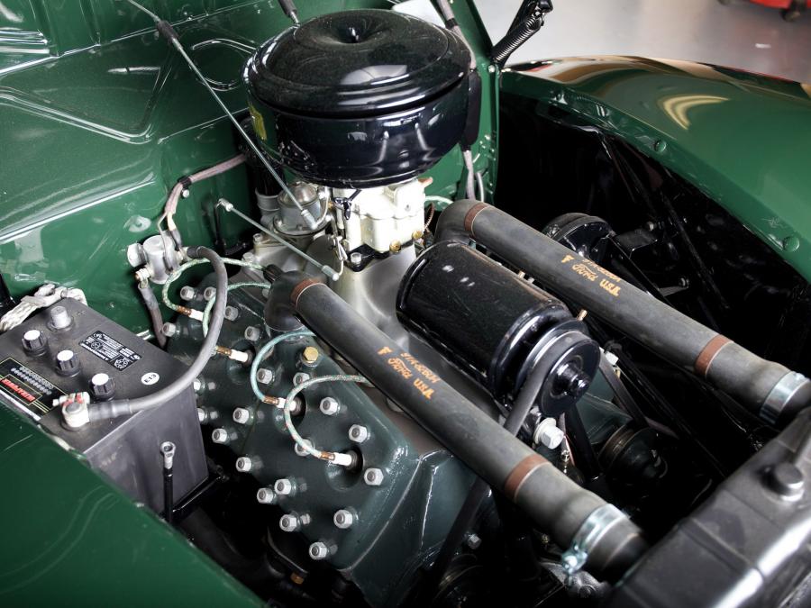  Ford V8 Deluxe Convertible Coupe 1939 года  (фото 7 из 12)